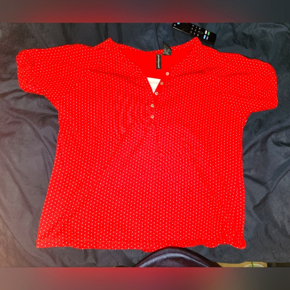 Jason Maxwell L Female red blouse